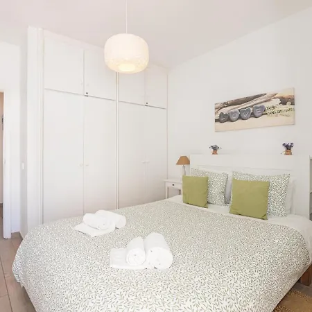 公寓 Beti Oura Village *