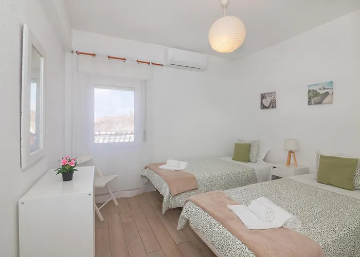 아파트 Beti Oura Village 알부페이라